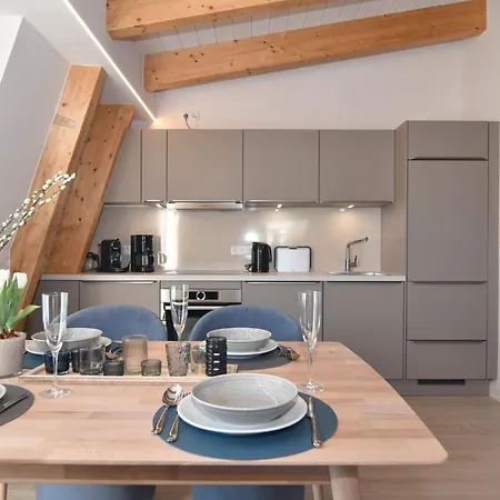 Ebbe Flut, Whg 14 Apartment